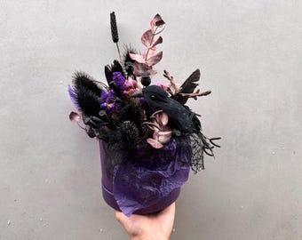 Gothic Dried Flower Arrangement with Black Bird – Dark Home Decor