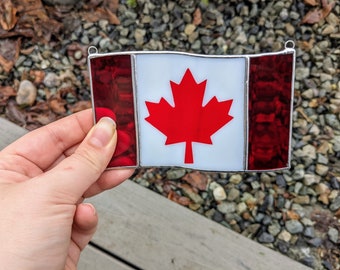 stained glass canadian flag, stained glass flag, veterans gift, gift for veteran, patriotic gift, canadian gifts, gift for dad, gift for him