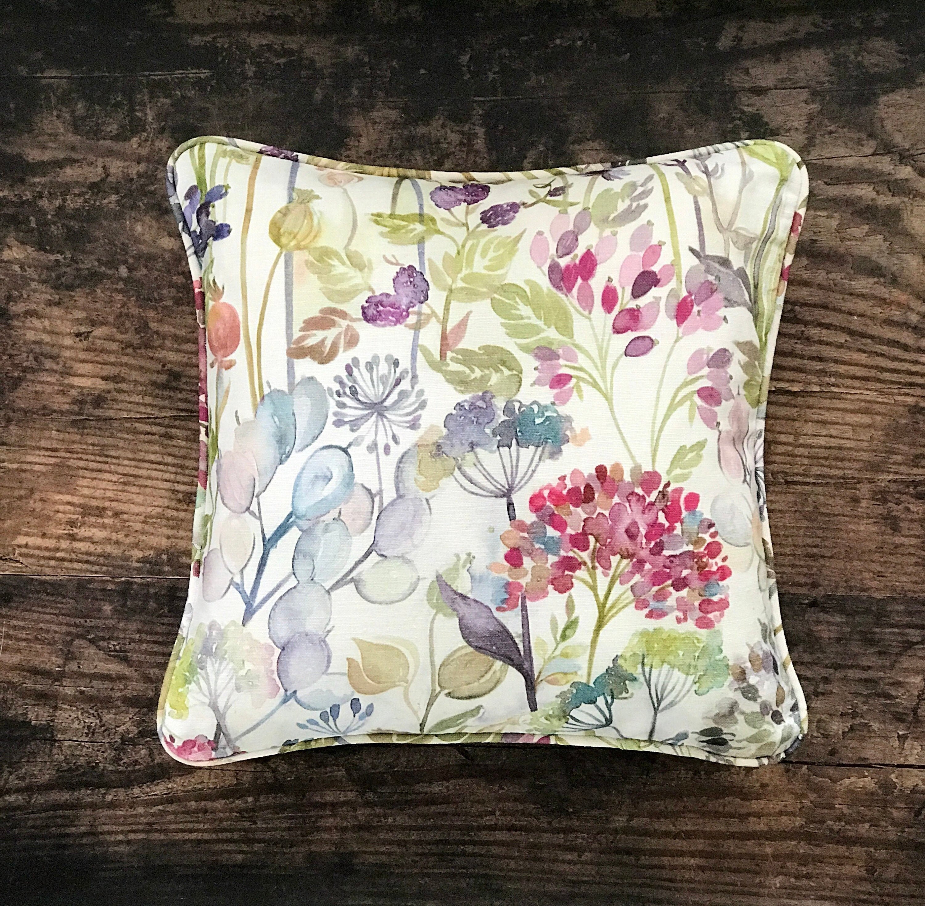 plain cream cushions