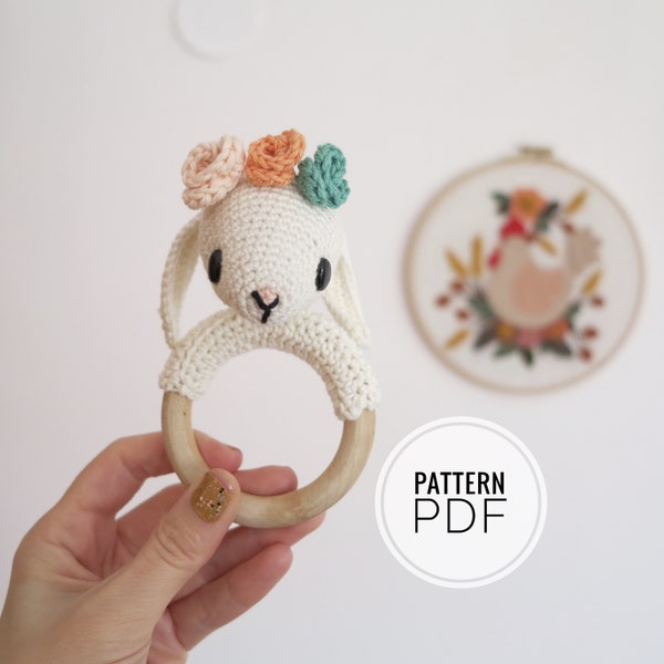 Crochet Pattern Baby Rattle Bunny, Teether Toy Tutorial, Amigurumi Toy for Baby Mobile, Animal Rattle pattern Amigurumi PDF