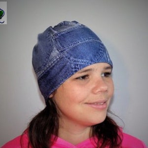 Tuque T-17-62 With or No Hole for the Duvet image 1