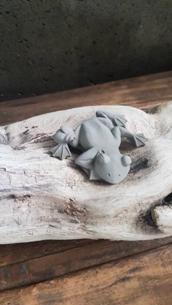 statuette Grenouille 100% Béton
