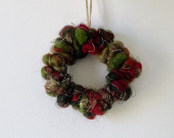 Mini Wreath Decoration - Christmas Tree Ornament - Traditional