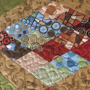 Diamond table runner