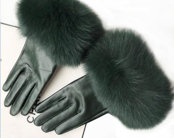 Fine Leather Gloves With Genuine Fox Cuffs