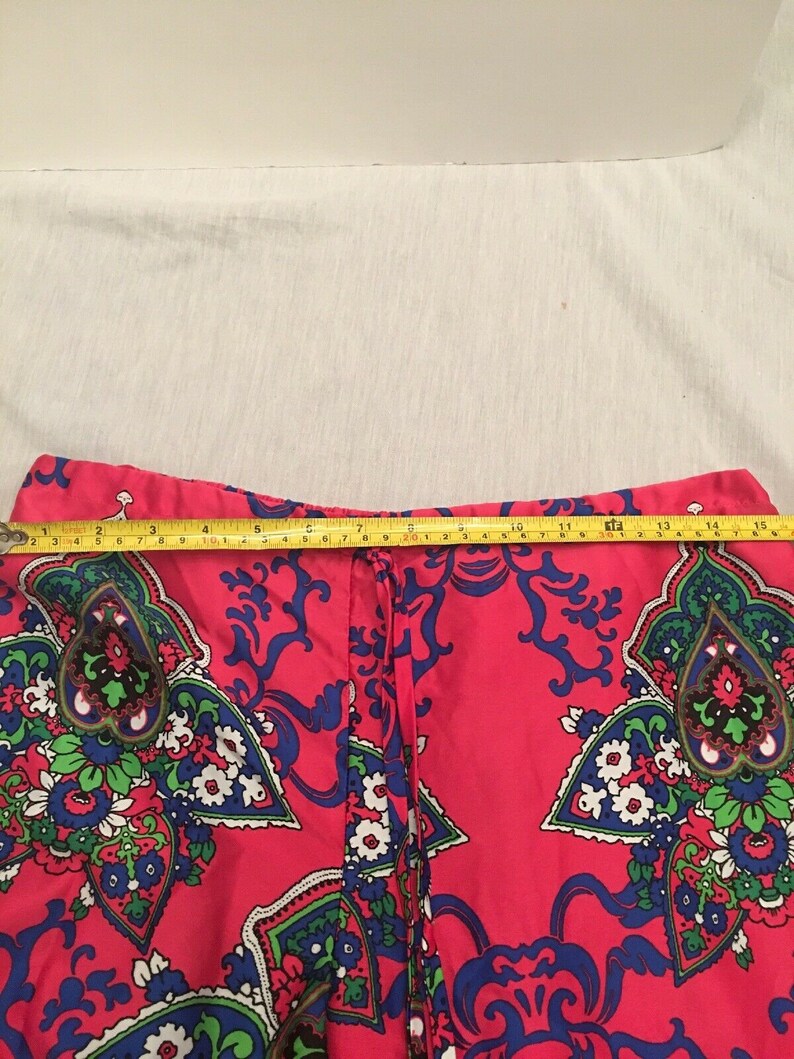 Natori Paisley Pajama Set Looks Medium