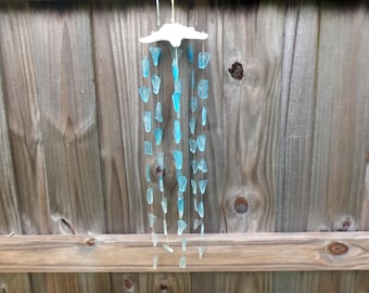 Móvil de vidrio marino, móvil de vidrio marino, móvil de madera flotante, regalo de inauguración de casa, vidrio marino azul