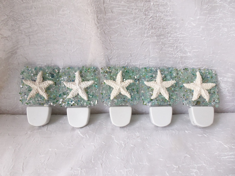 BeachHarmonyChic Starfish Night Light - Thumbnail 2