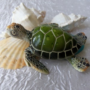 Green Sea Turtle Figurine Green, Turtle Magnet
