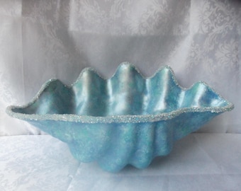 19 "Muschelschale Lucite Acryl Muschelschale Display, Kristalle, Schüssel, große Muschel, geriffelte Schale