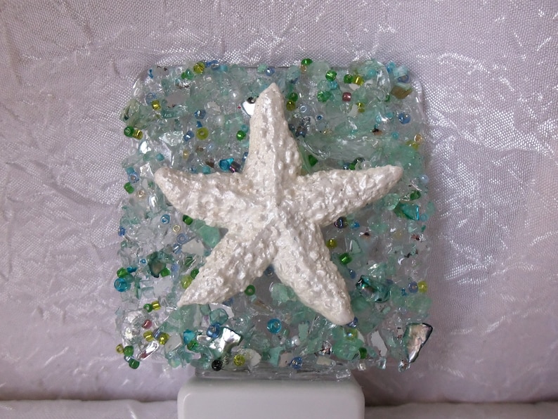 BeachHarmonyChic Starfish Night Light - Thumbnail 4