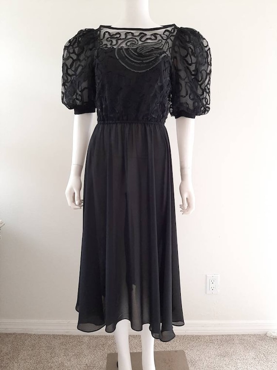Vintage 1980s Black Sequin Puffed Sleeve Evening P