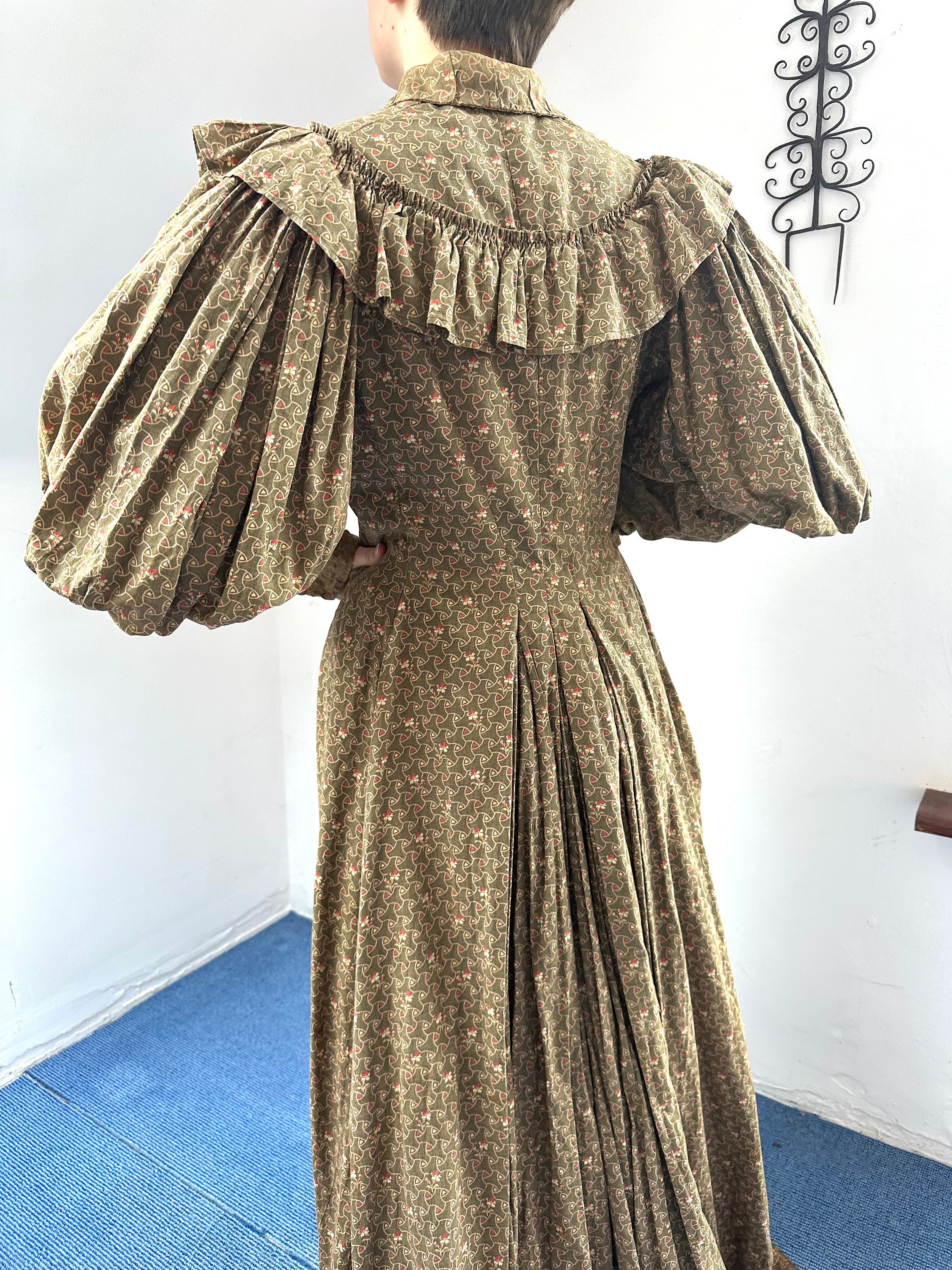 1890s~1900s Antique Calico Prairie Dress