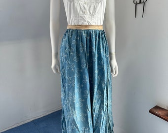 Antique 1900s Country Calico Indigo Blue Skirt