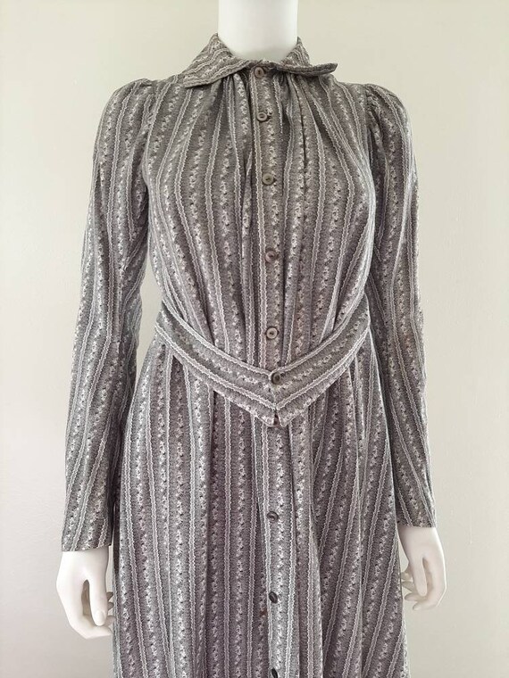 Antique Victorian 1900 Early Calico Wrapper Dress