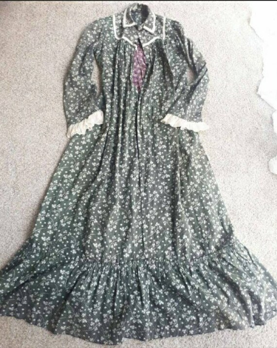 Antique Edwardian Early 1900 Primitive Calico Wrap