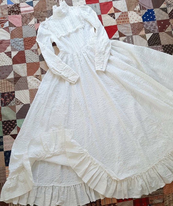 Vintage Victorian Antique Style White Laura Ashley