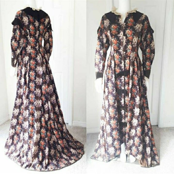 Antique 1880s Victorian Calico Rose Wrapper Dress