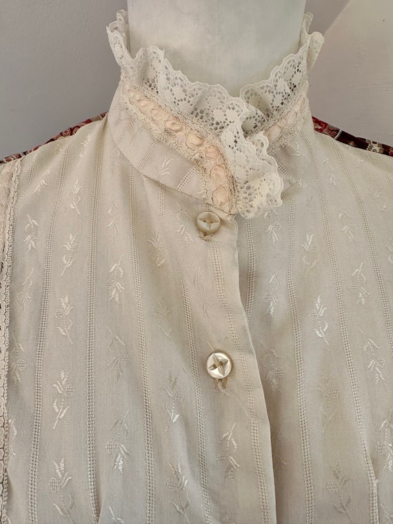 Antique Victorian Style 70s Calico Lace Blouse - image 7