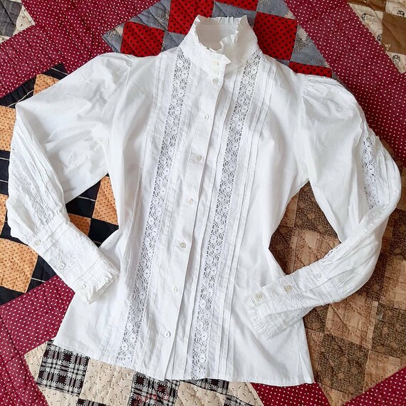 Vintage Victorian Edwardian Style Laura Ashley Whi