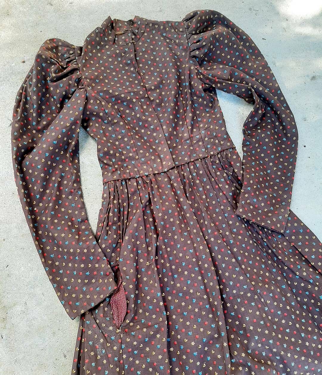 calico dress 1800s