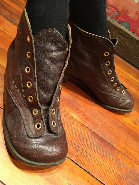 Womans Vintage Italian Leather Shoes - image 6