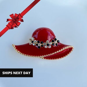 Flower Hat Brooch, Red Hat Brooch, Red Hat Pin, Sunhat Brooch, Vintage Brooch, Elegant Brooch, Rhinestone Brooch, Gift for her, Gift for Mom