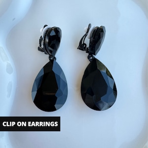 Black Crystal Clip On Earrings, Teardrop Clip On Earrings, Crystal Drop Earrings, Best Seller, Statement Earrings, Minimal Earrings