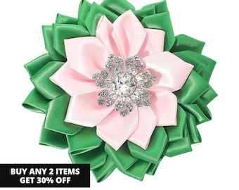 Auch bekannt als rosa-grüne Brosche, Sorority-Brosche, Geschenk für Sorories, Blumenbrosche, florale Brosche, Geschenk für sie, Bestseller