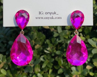 Boucles d'oreilles roses à clip, Boucles d'oreilles pendantes en cristal rose, Boucles d'oreilles clip, Boucles d'oreilles tendance, Boucles d'oreilles minimales, Cadeau pour elle, Cadeau pour maman