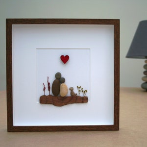 Pebble art couple with dog, Pebble art couple, Pebble art family of 2 with pet, Couple and dog, Pebbel art dog, Pebble art pet, unique gift