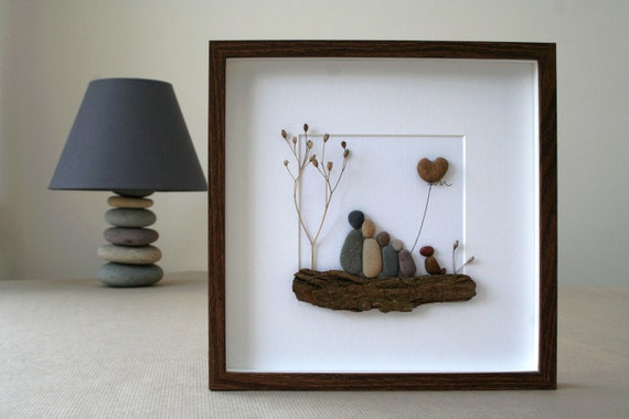 Pebble art family of 4 store and dog