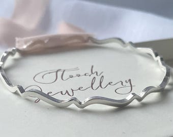Sterling Silver Scallop, Wavy Bangle