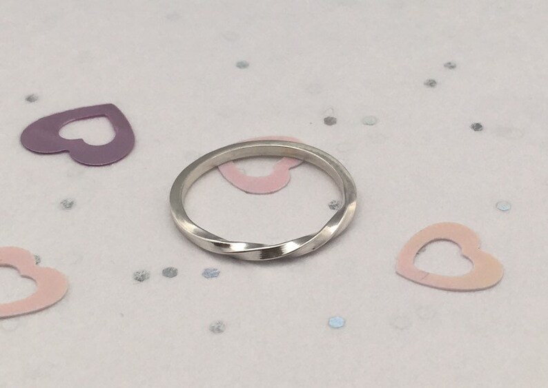 Twisted Ring
