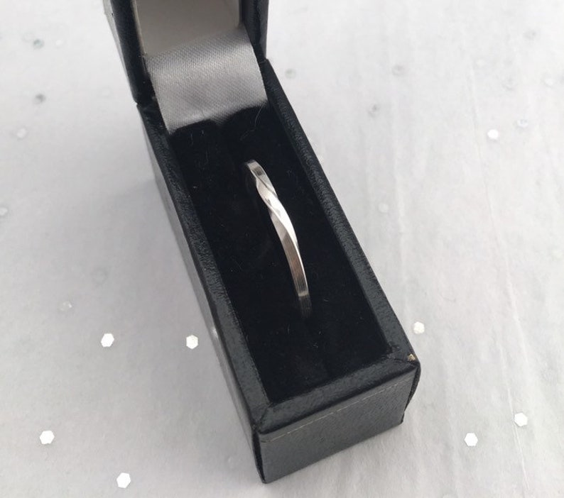 Twisted Ring