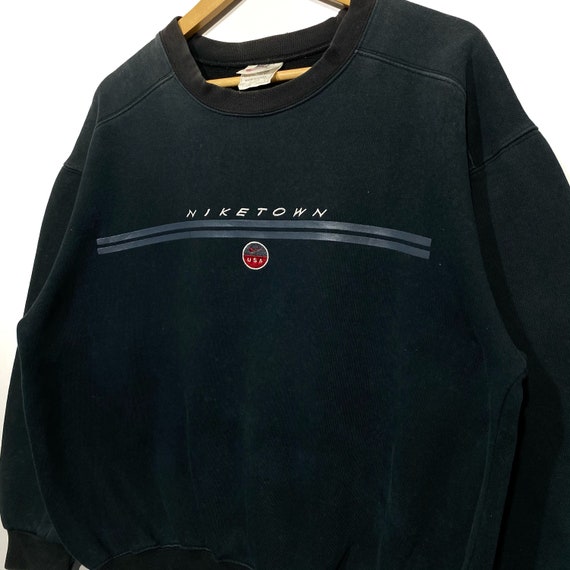 vintage nike town sweatshirt