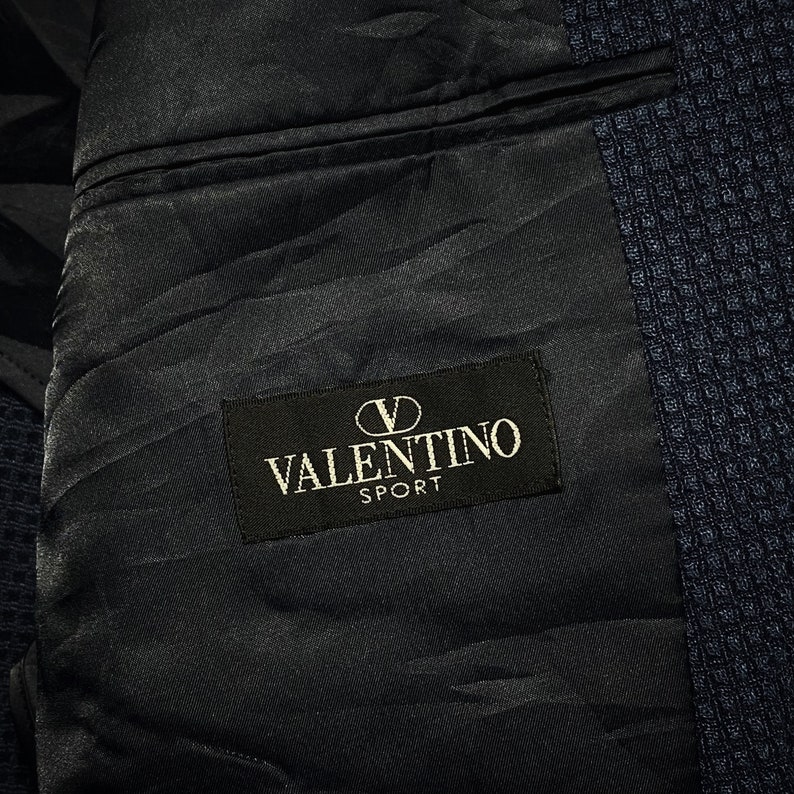 Vintage Classic Valentino Sport Blazer styles image 8