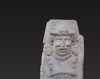 Artefactos de Indiana Jones en busca del arca perdida en el escritorio del aula 7