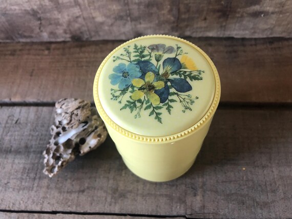 Vintage Yellow Plastic Stackable Trinket Dish - T… - image 5