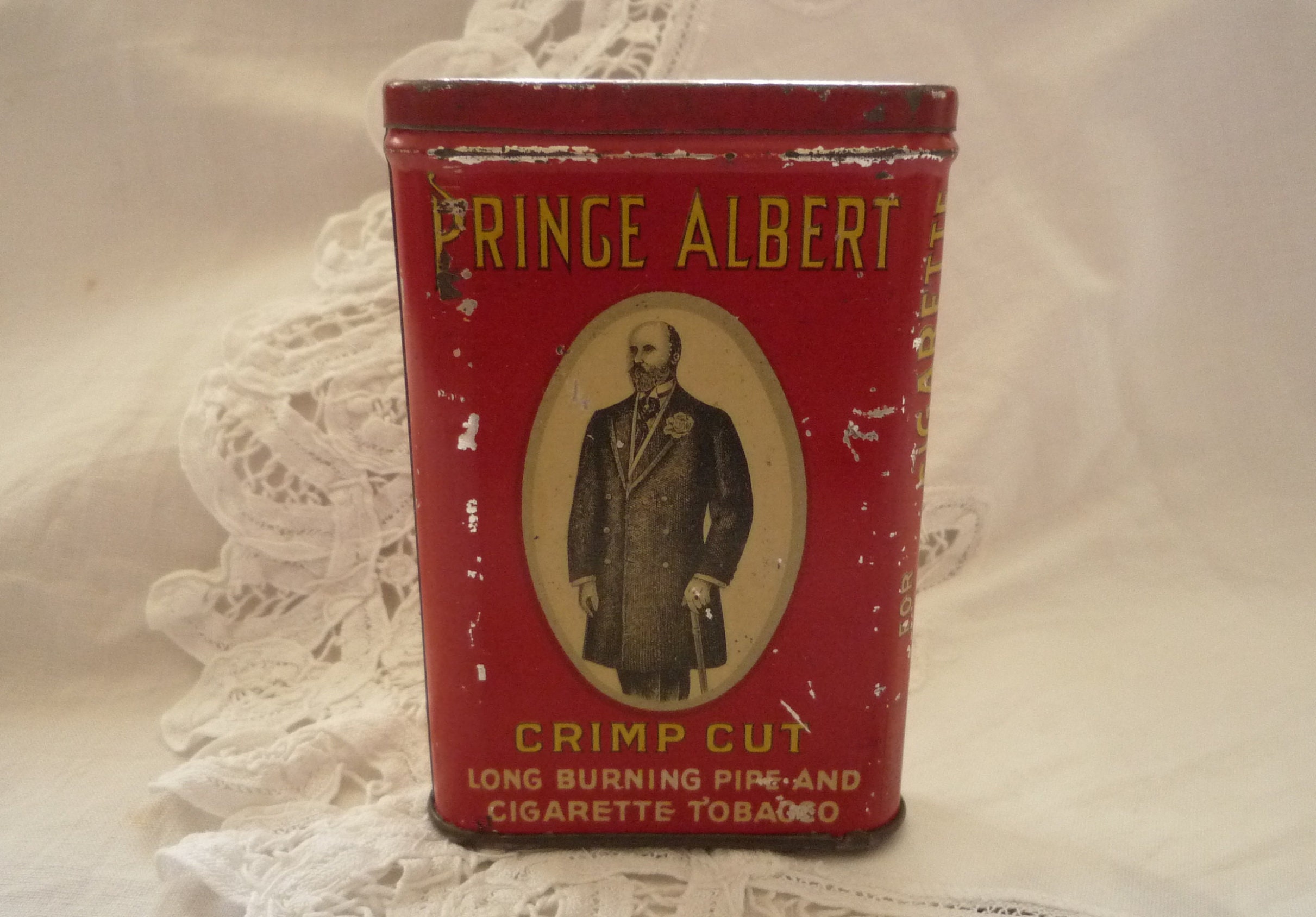Ancienne Boîte Métal Tabac Prince Albert Usa 1940 - Old Tobacco Metal Box U.s.a 1940