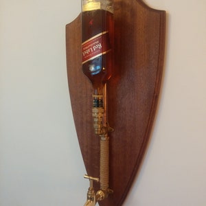 Whiskey&Liquor Dispenser/Alcohol Dispenser/Gift for men/Gift for him/Wall Whiskey holder/Alcohol storage/gift for husband/gift for friends.