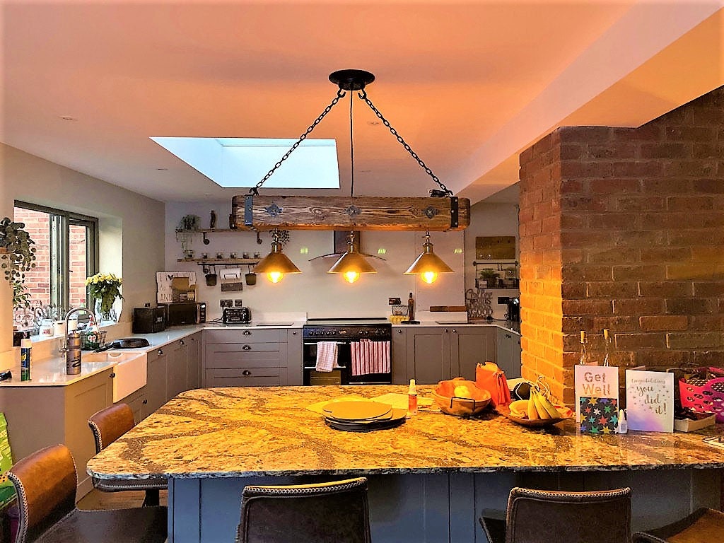 Lámpara de araña rústica con vigas de madera - Iluminación de isla de  cocina rústica - Lámpara industrial de 3 luces para comedor - Etsy México