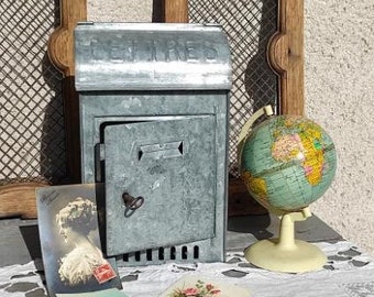 antique boite aux lettres en métal - boite à courrier en acier galvanisé - boite postale en zinc  vintage 1940/50