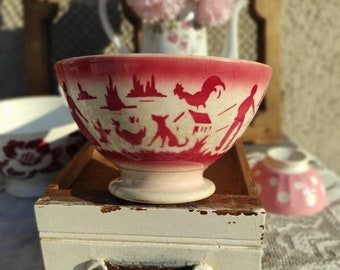 bol à café au lait Français porcelaine de Gien décor rouge de la vie à la campagne- bol en céramique décor de ferme- bol piédouche vers 1930