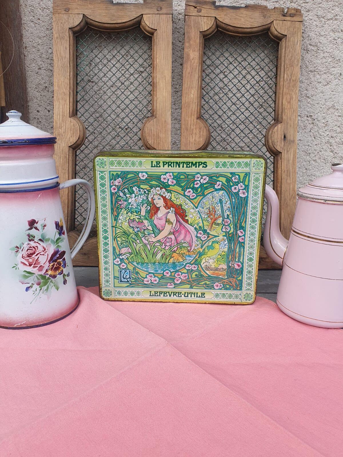 Lu-lefèvre and Utile Metal Biscuit Box for Spring, Vintage