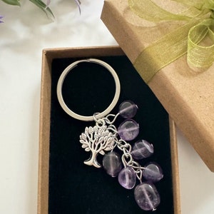 Llavero de cristal de amatista: amuleto del árbol de la vida, regalo relajante