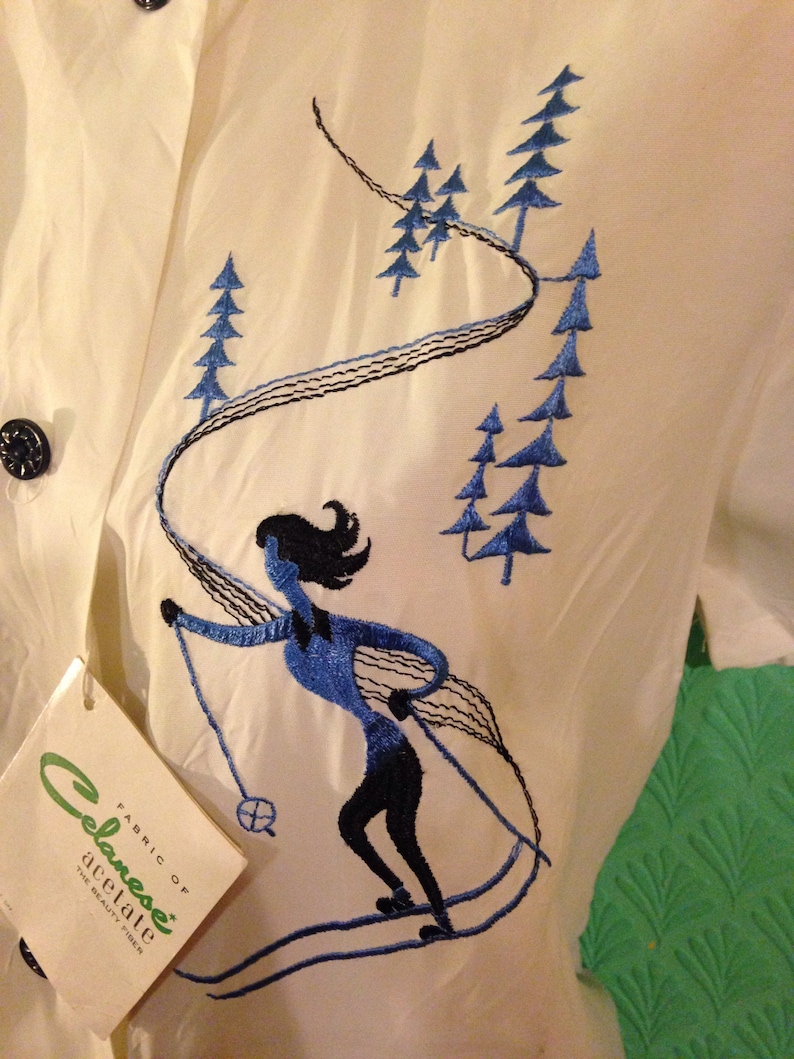 Original 1940s lounge trousers suit New old stock with original label Novelty embroidered ski scene waist 28
