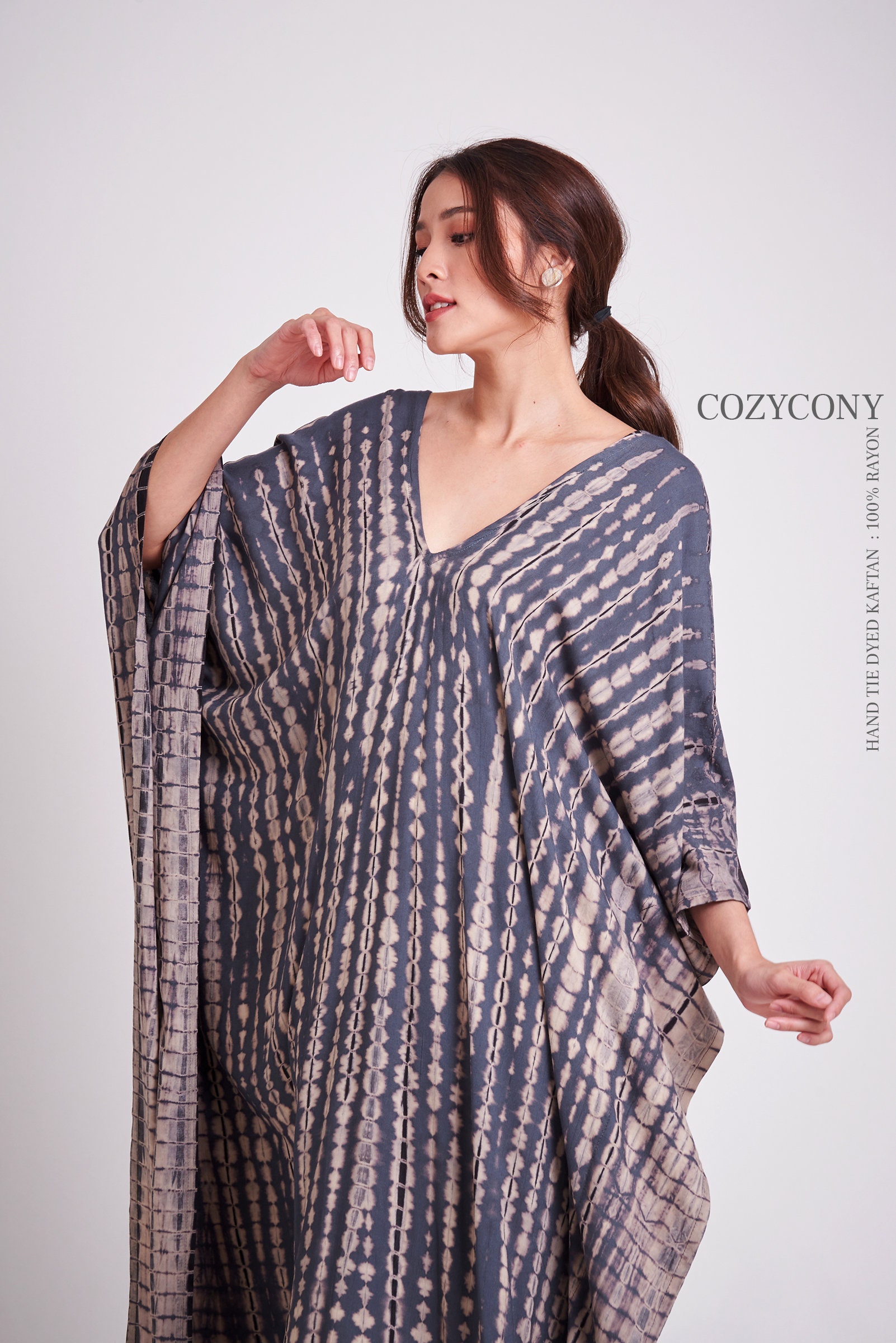 Camila Kaftan in Gray Rainbow Tie Dye main image 0