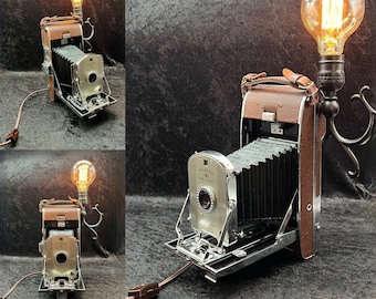 Vintage 1954 Polaroid cameralamp met ronde Edison-lamp
