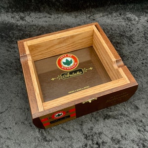 Joya De Cigar Box Ashtray